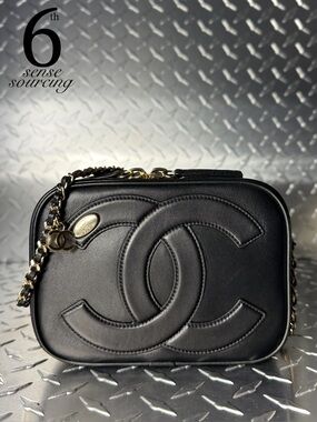 Chanel 2019 CC Mania Mini Chain Camera Bag in Black GHW